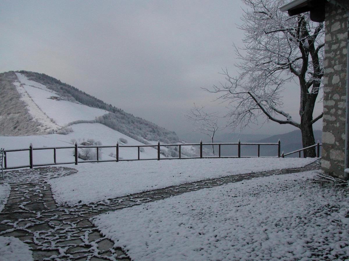 Adrara San Rocco Mirabilia Bed & Breakfast エクステリア 写真